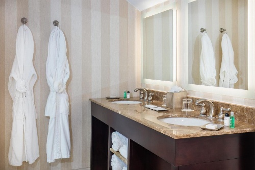 The Equinox Golf Resort & Spa image 4